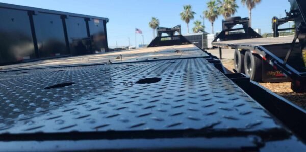 Big Tex 25GN 40′ Heavy-Duty Gooseneck Trailer – Tandem Dual Axle, Black Steel Deck