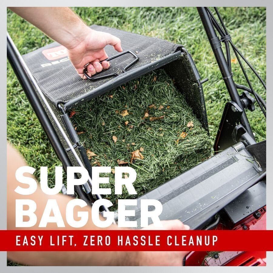 Toro Recycler with Personal Pace 22-in Gas Self-propelled lawn mower with 163-cc Briggs and Stratton Engine