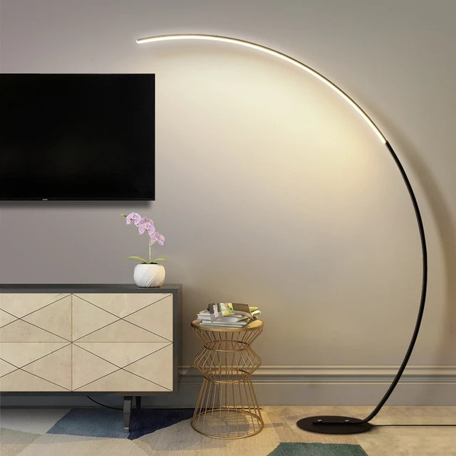The Luna Floor Lamp