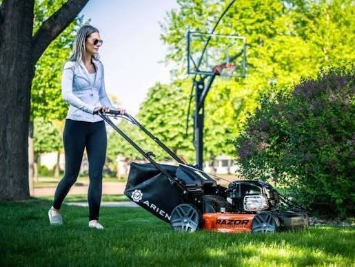 Ariens Razor 21 in. FWD Self-Propelled Gas Lawn Mower - TryIlluminate