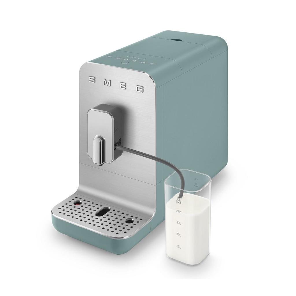 Smeg Volautomatische koffiemachine - TryIlluminate