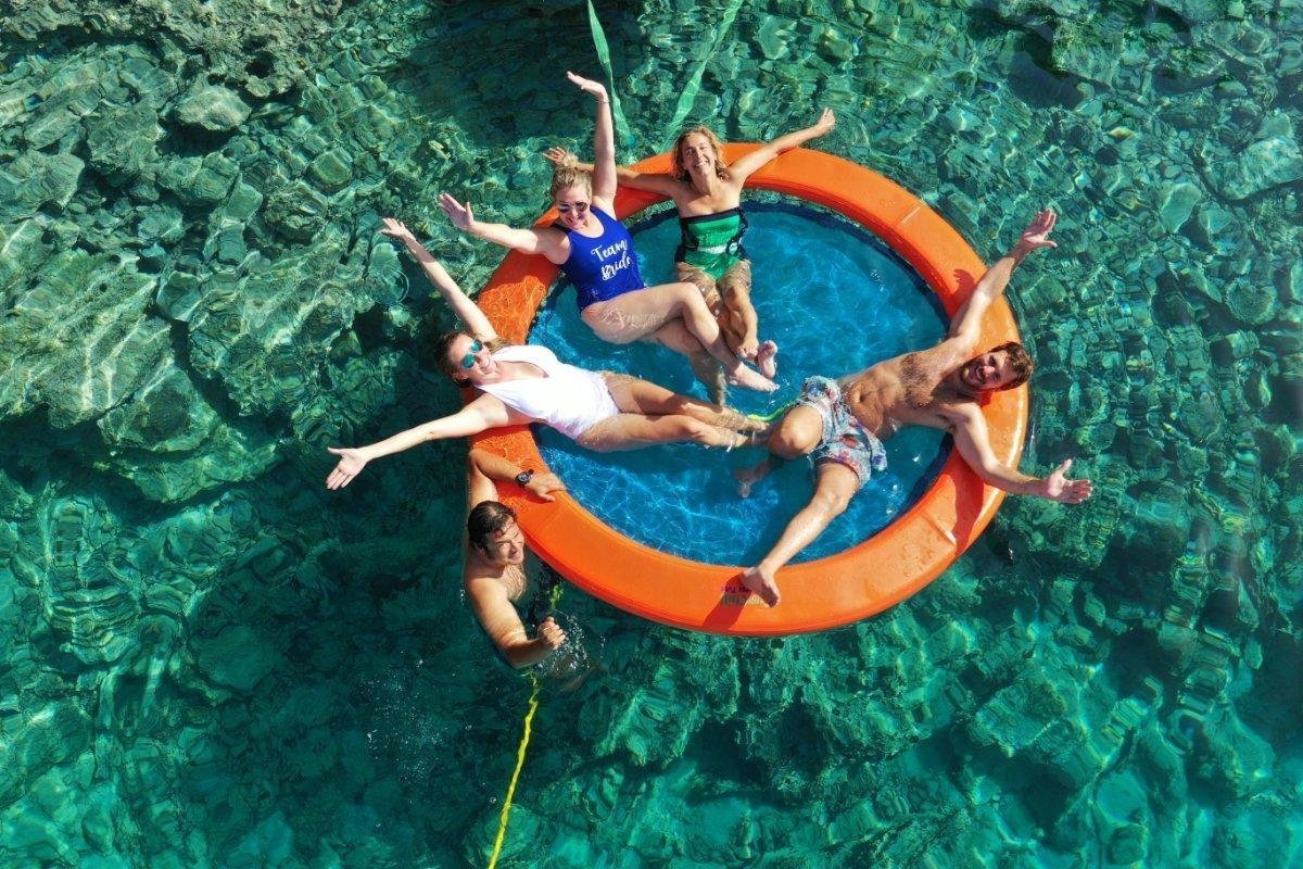 Sunchill Float The Ultimate Water Hammock - TryIlluminate